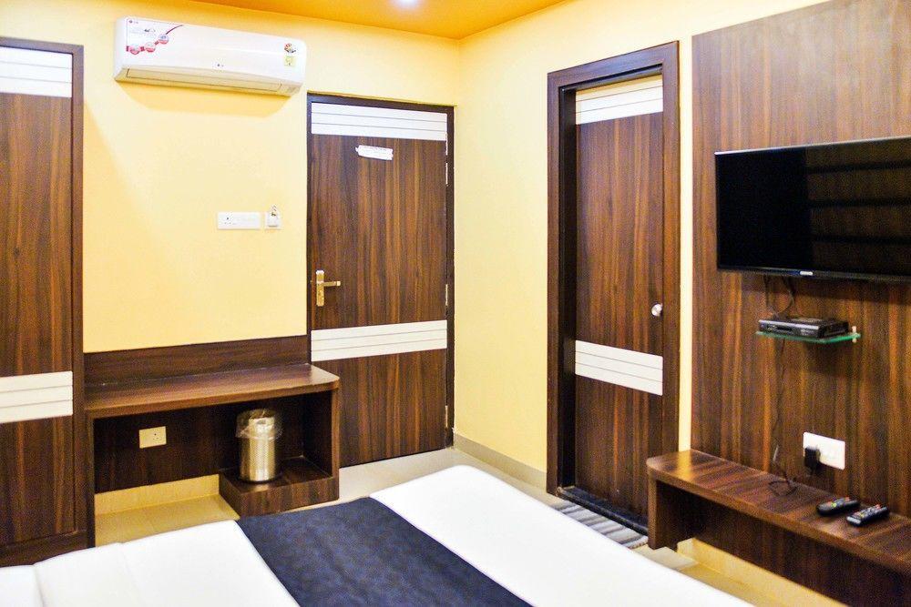 Hotel Janki International By Keymagics Váránasí Exteriér fotografie