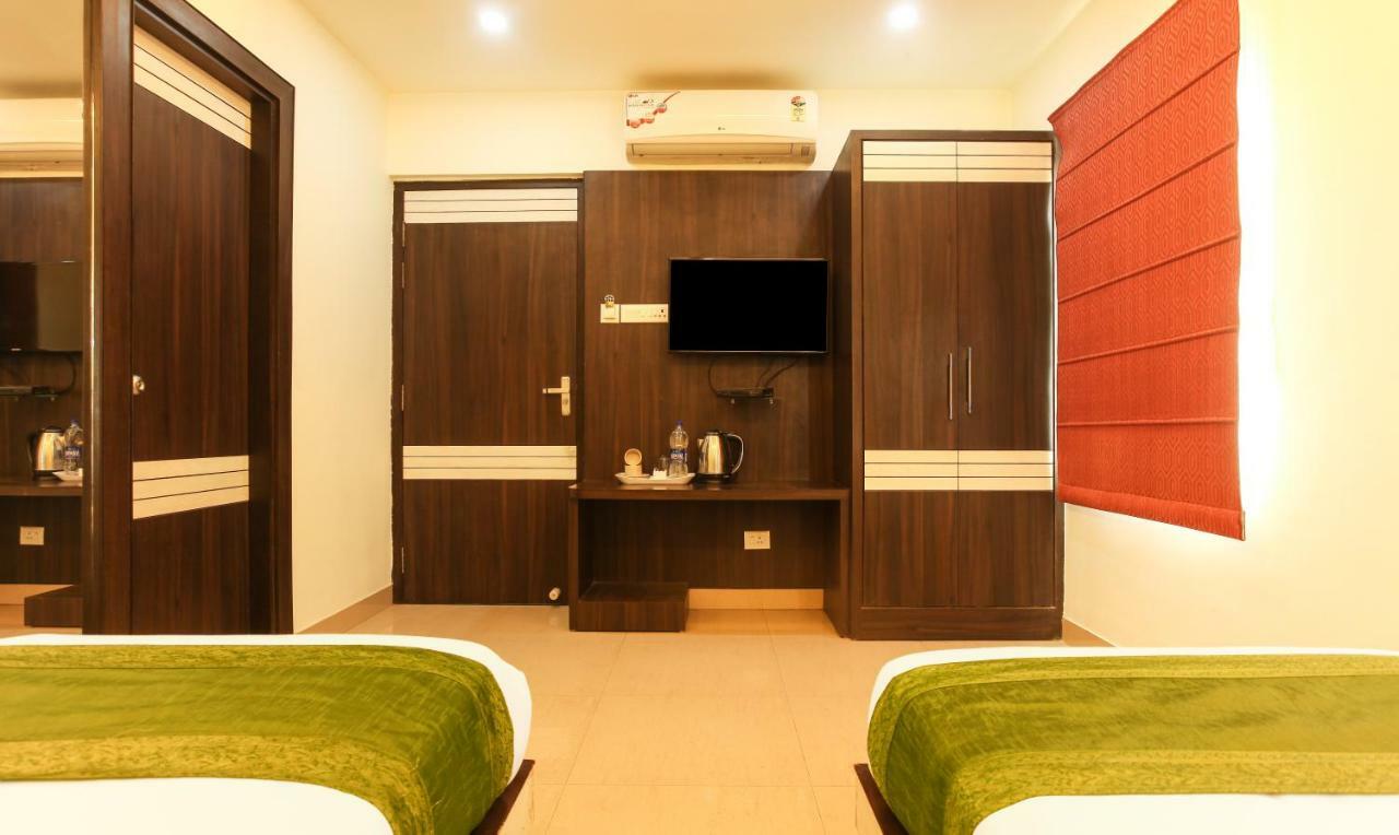 Hotel Janki International By Keymagics Váránasí Exteriér fotografie